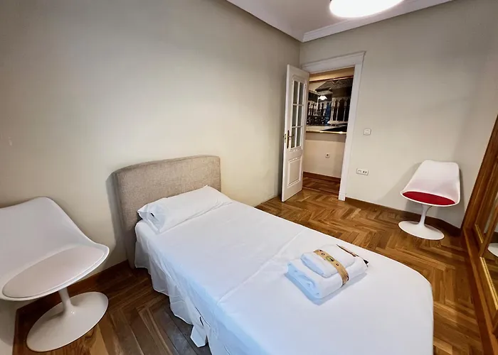 아파트 Pushe Plaza Menorca Art & Tradition 그라나다