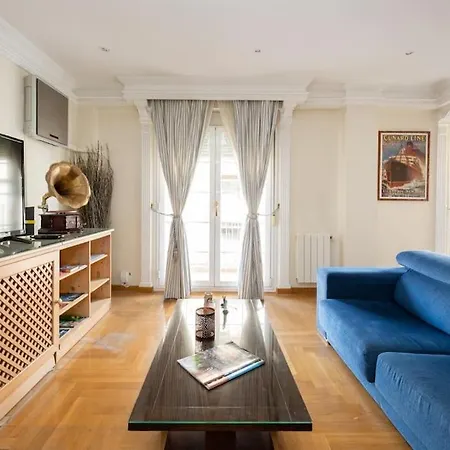 Pushe Plaza Menorca Art & Tradition Apartment Granada